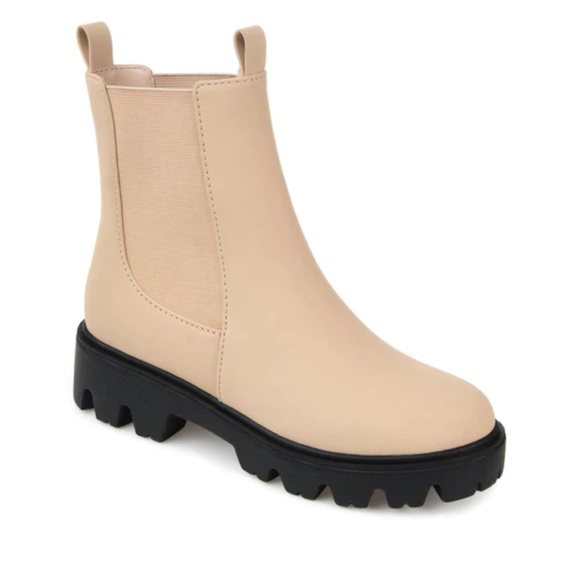 Journee Collection Shoes - Journee Collection Women’s Ivette Boots